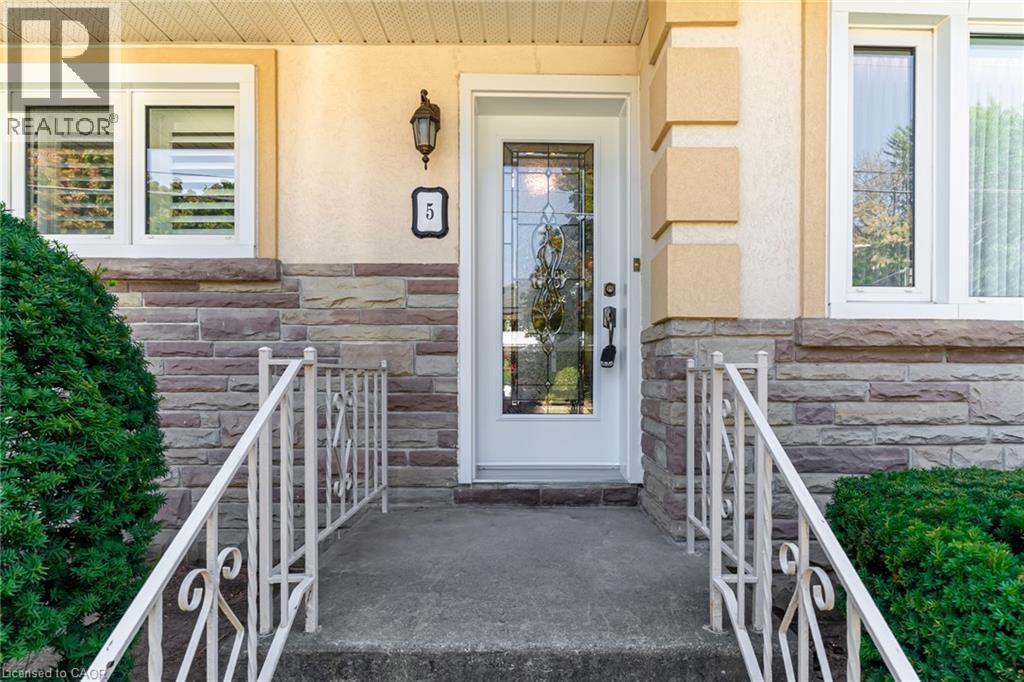 5 Albert Street E, Alliston, ON - Outdoor