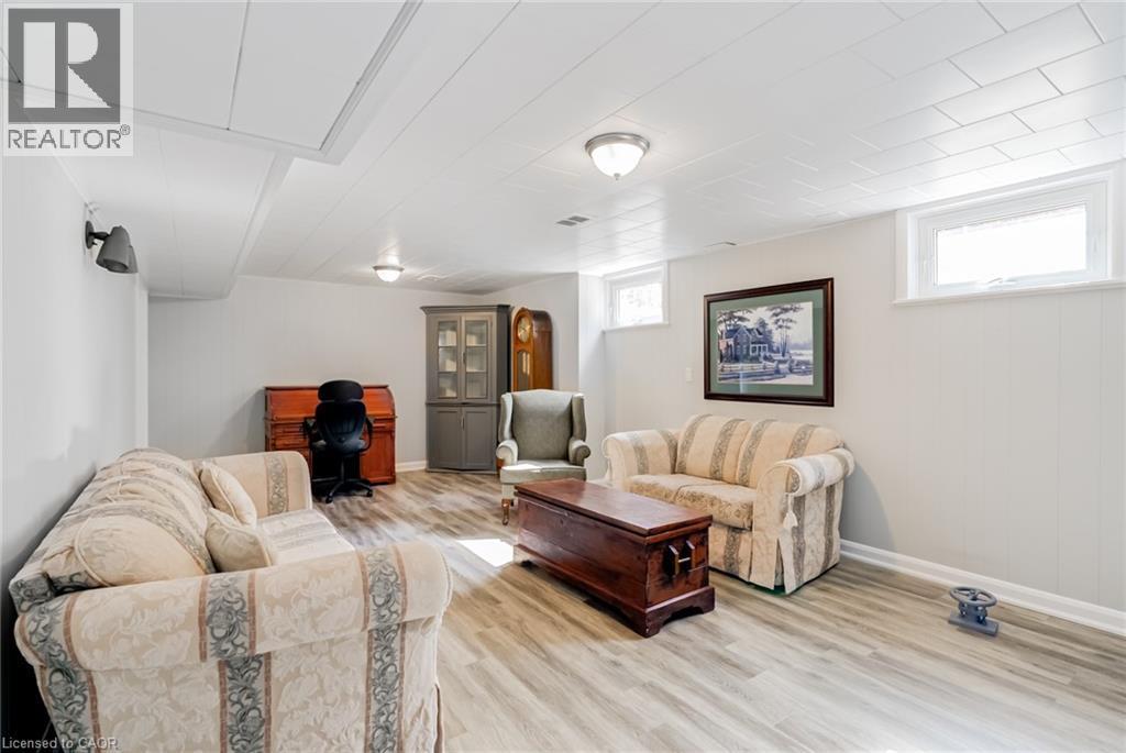 5 Albert Street E, Alliston, ON - Indoor