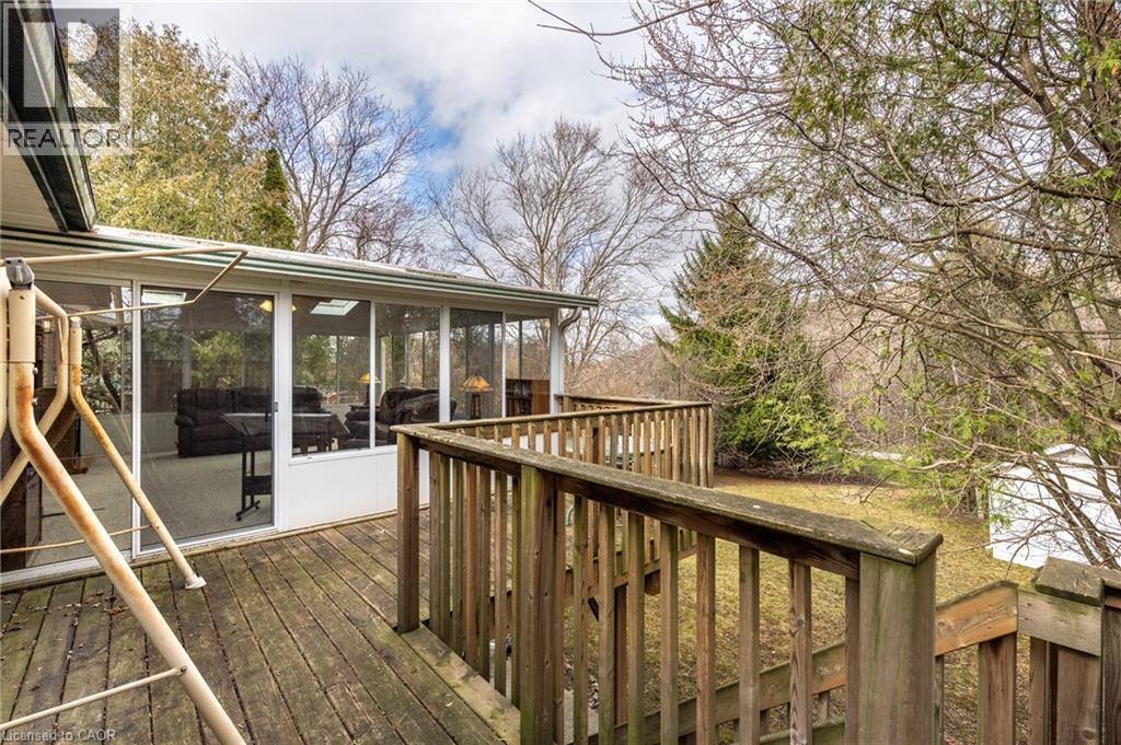 106 Shea Crescent, Kitchener, ON - Outdoor With Deck Patio Veranda