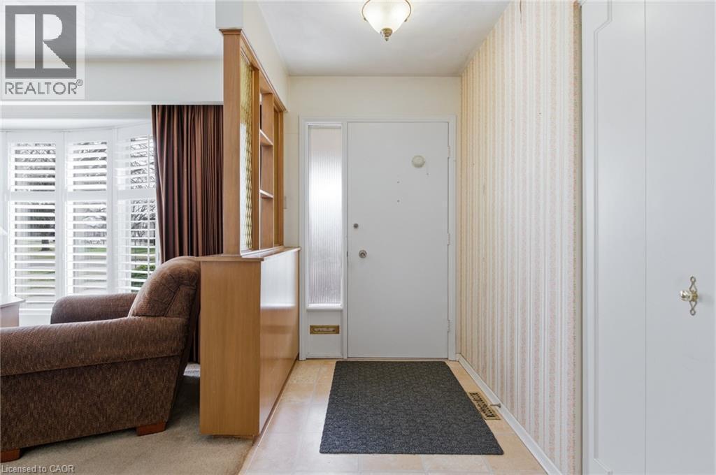 106 Shea Crescent, Kitchener, ON - Indoor Photo Showing Other Room