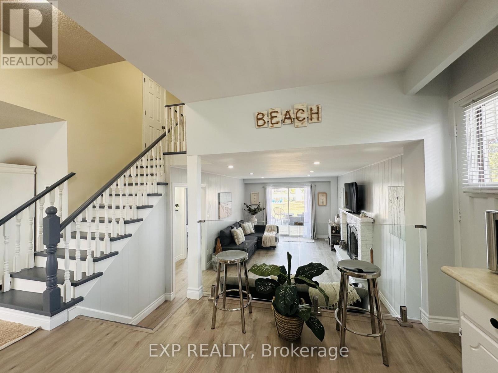 25 Turtle Path, Ramara, ON - Indoor Photo Showing Other Room