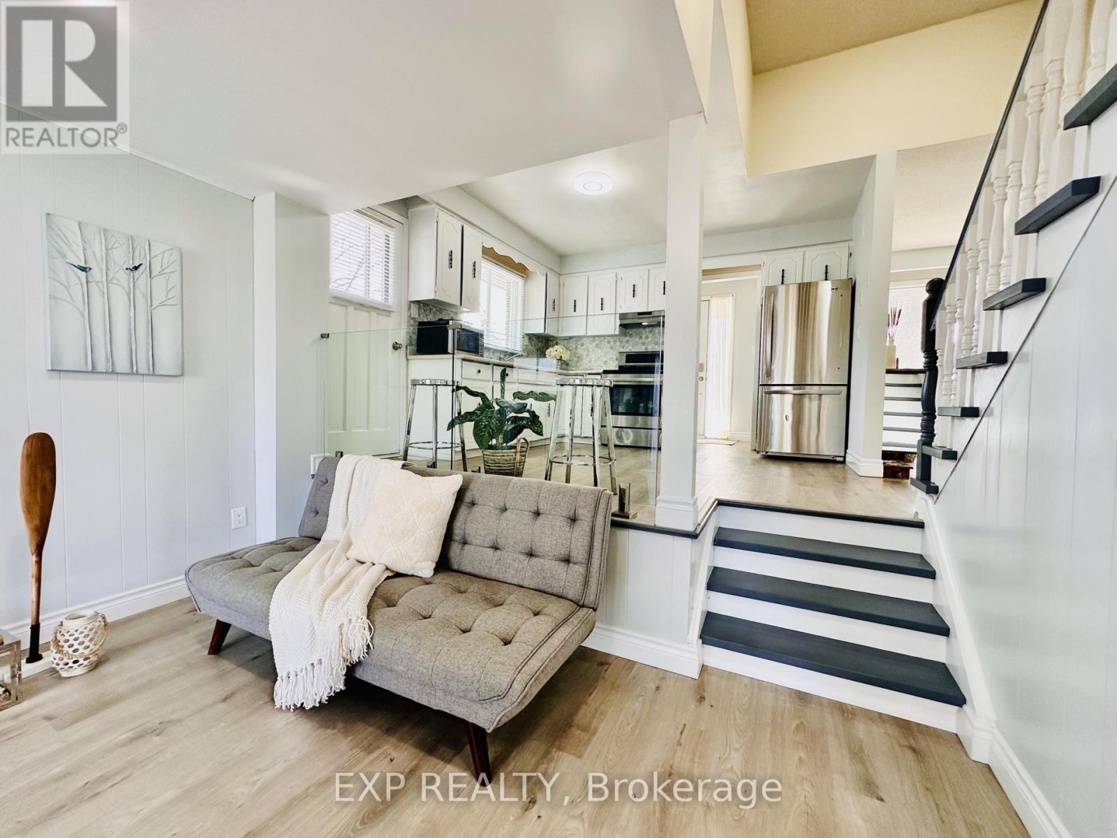 25 Turtle Path, Ramara, ON - Indoor Photo Showing Other Room