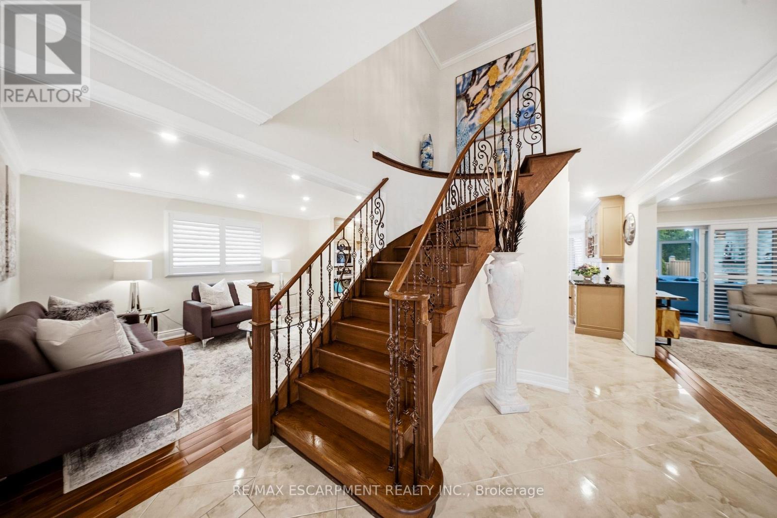 286 Winfield Terrace, Mississauga, ON - Indoor Photo Showing Other Room