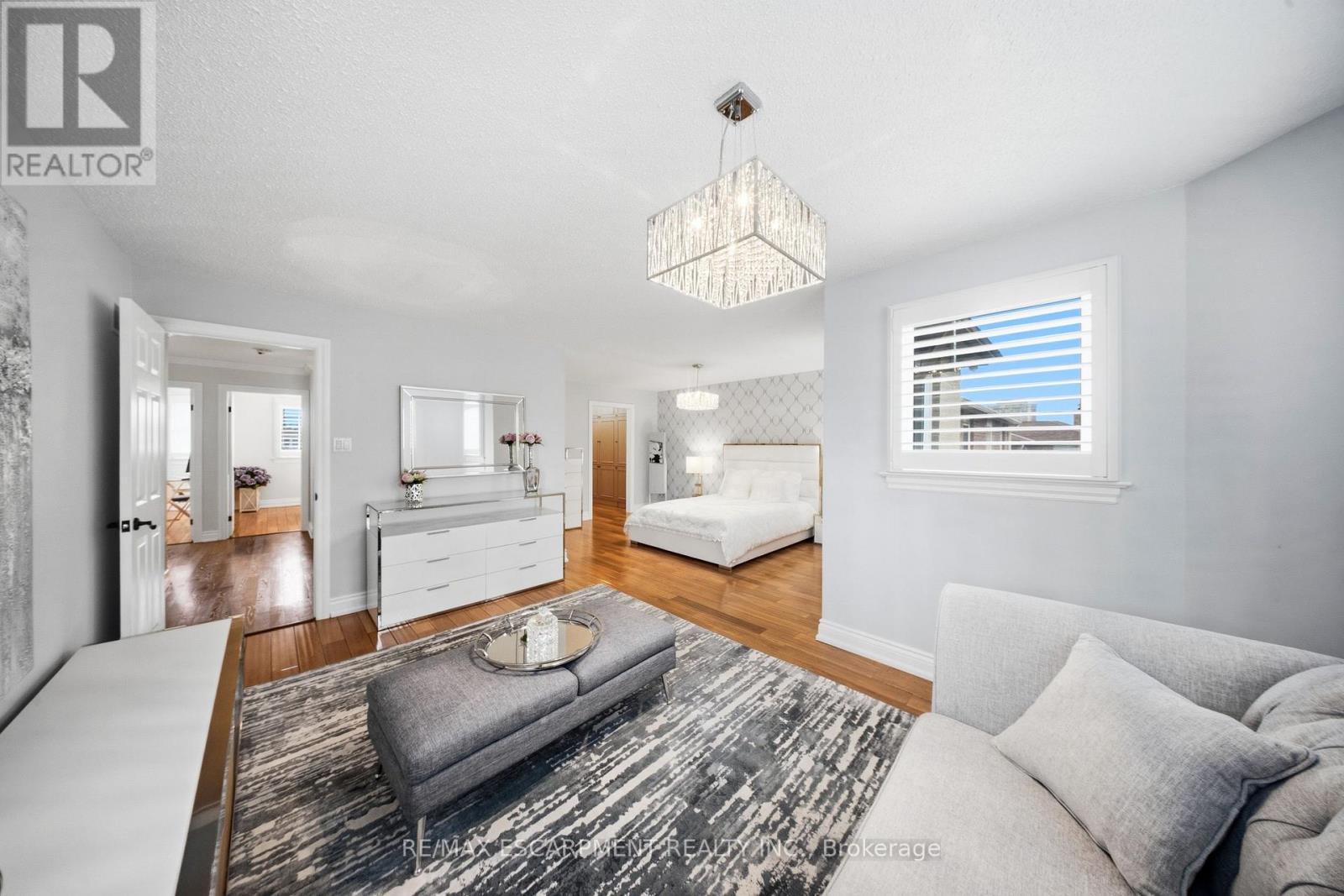 286 Winfield Terrace, Mississauga, ON - Indoor