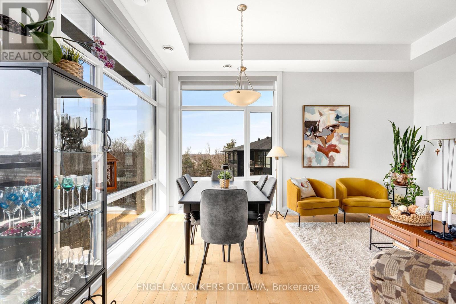 402 - 110 Cortile Private, Ottawa, ON - Indoor
