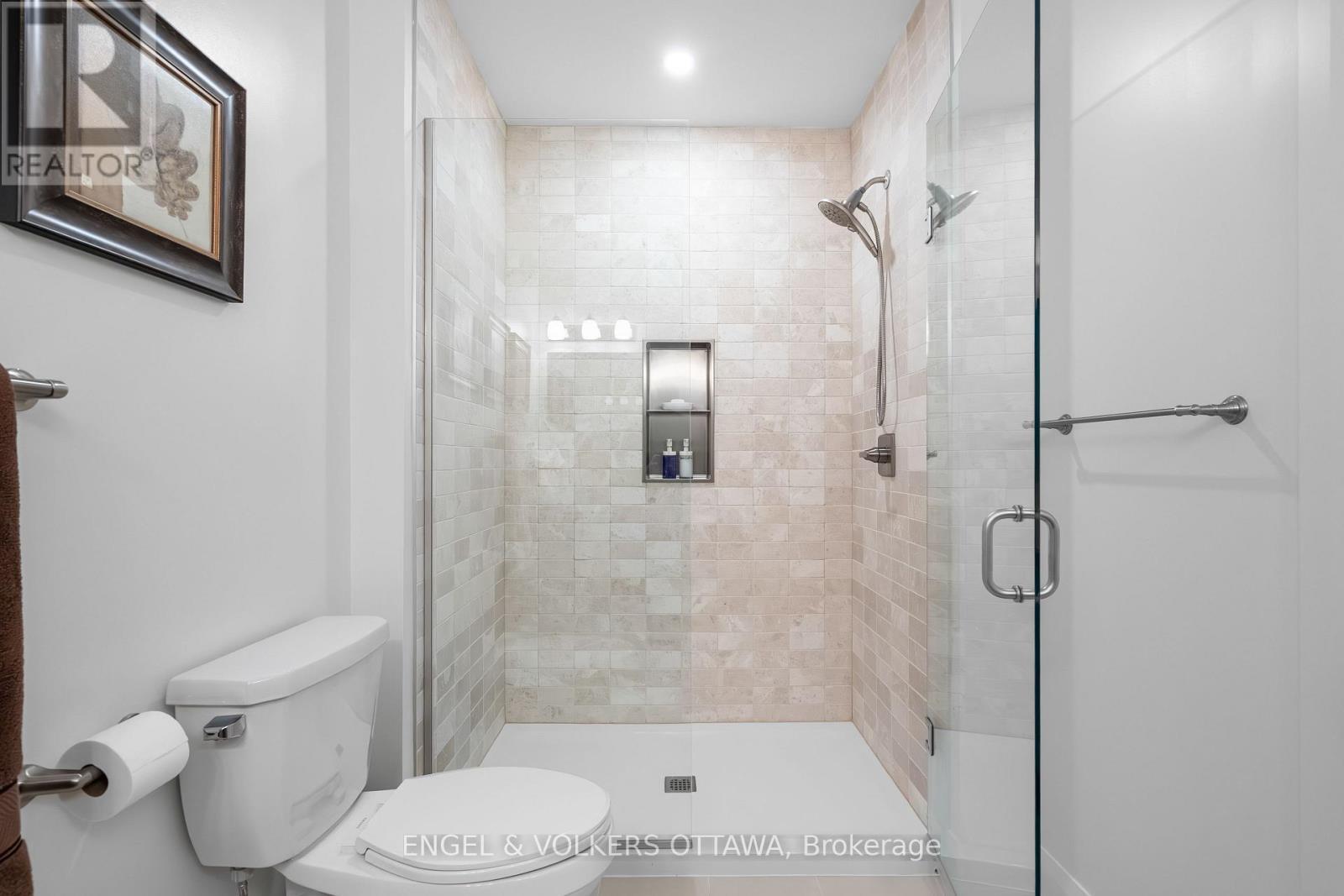 402 - 110 Cortile Private, Ottawa, ON - Indoor Photo Showing Bathroom