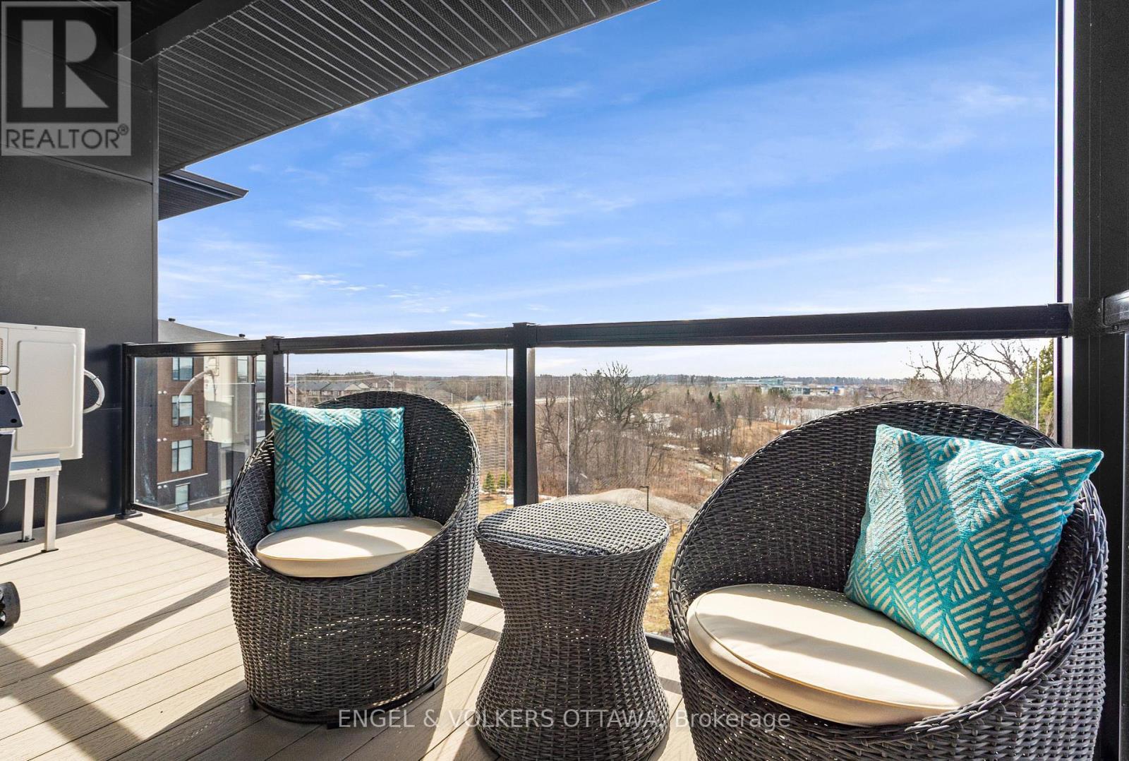 402 - 110 Cortile Private, Ottawa, ON - Outdoor With Balcony With Exterior