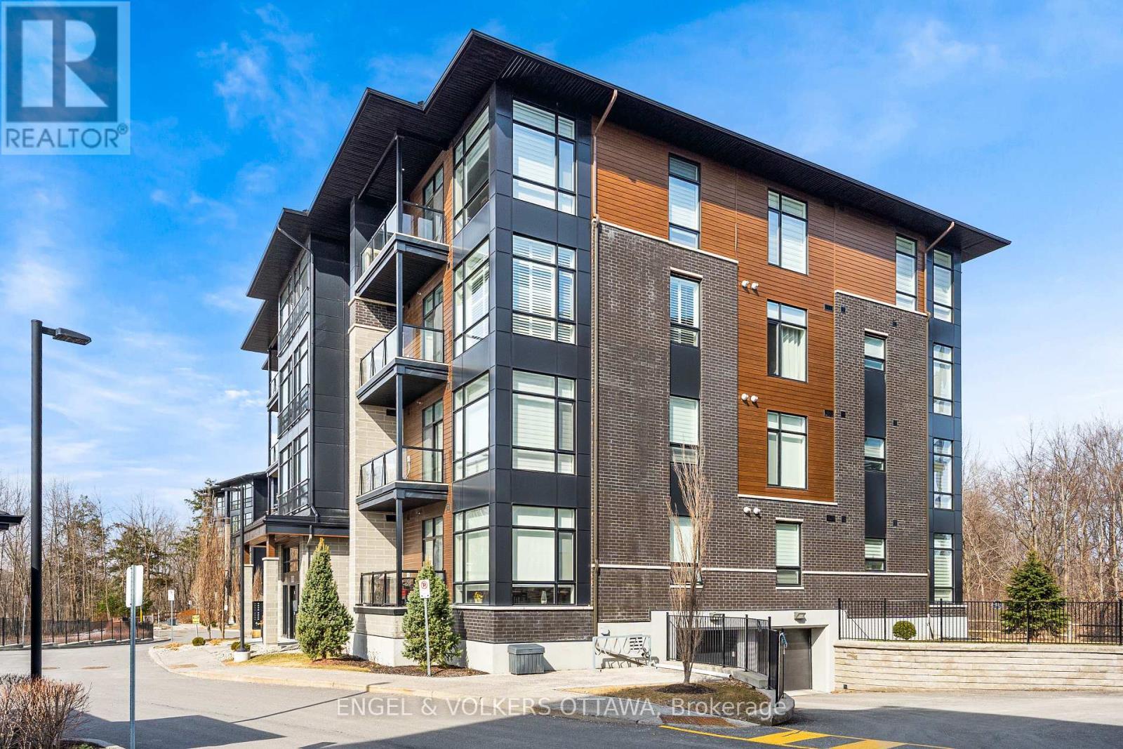 402 - 110 Cortile Private, Ottawa, ON - Outdoor With Balcony With Facade