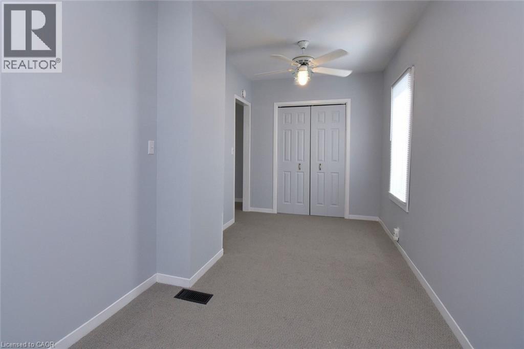 17 Craigroyston Road, Hamilton, ON - Indoor Photo Showing Other Room