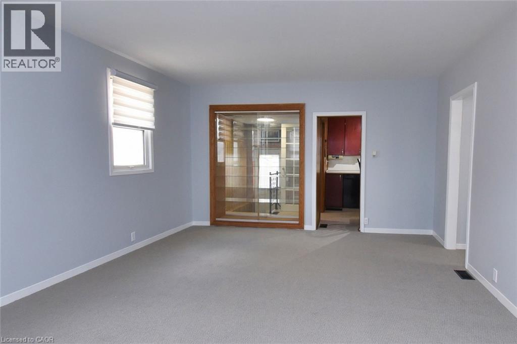 17 Craigroyston Road, Hamilton, ON - Indoor Photo Showing Other Room