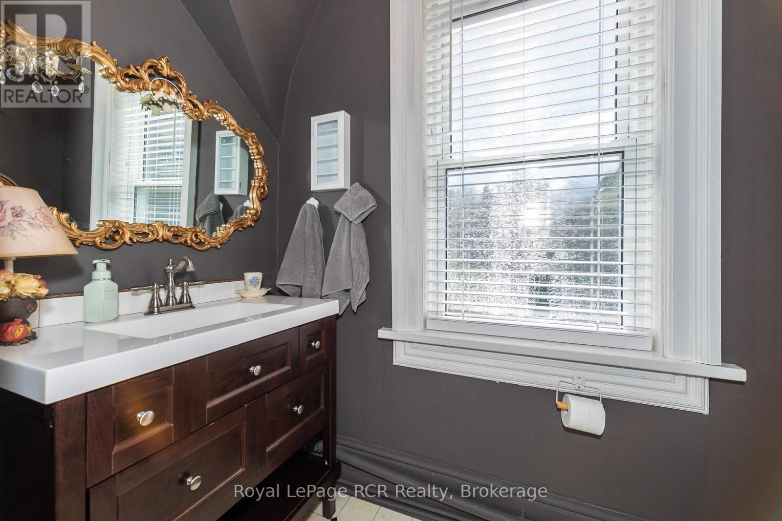 580283 Sideroad 60, Chatsworth, ON - Indoor