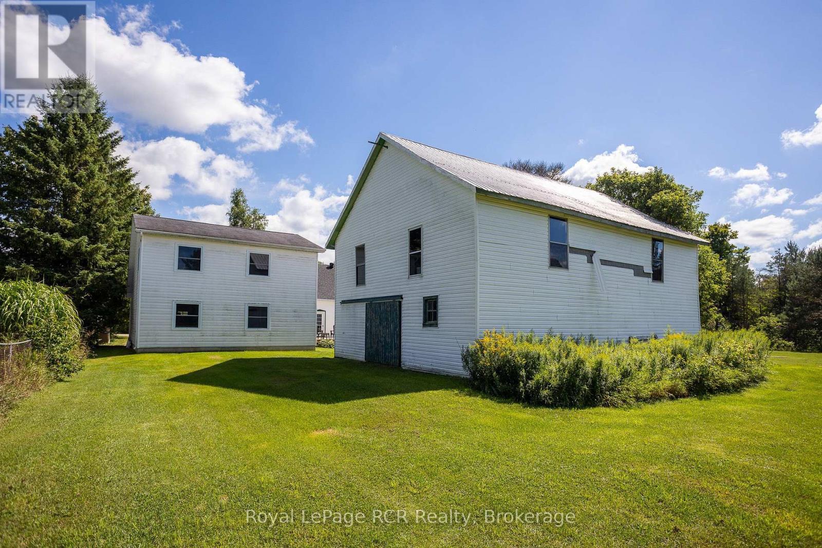 580283 Sideroad 60, Chatsworth, ON - Outdoor