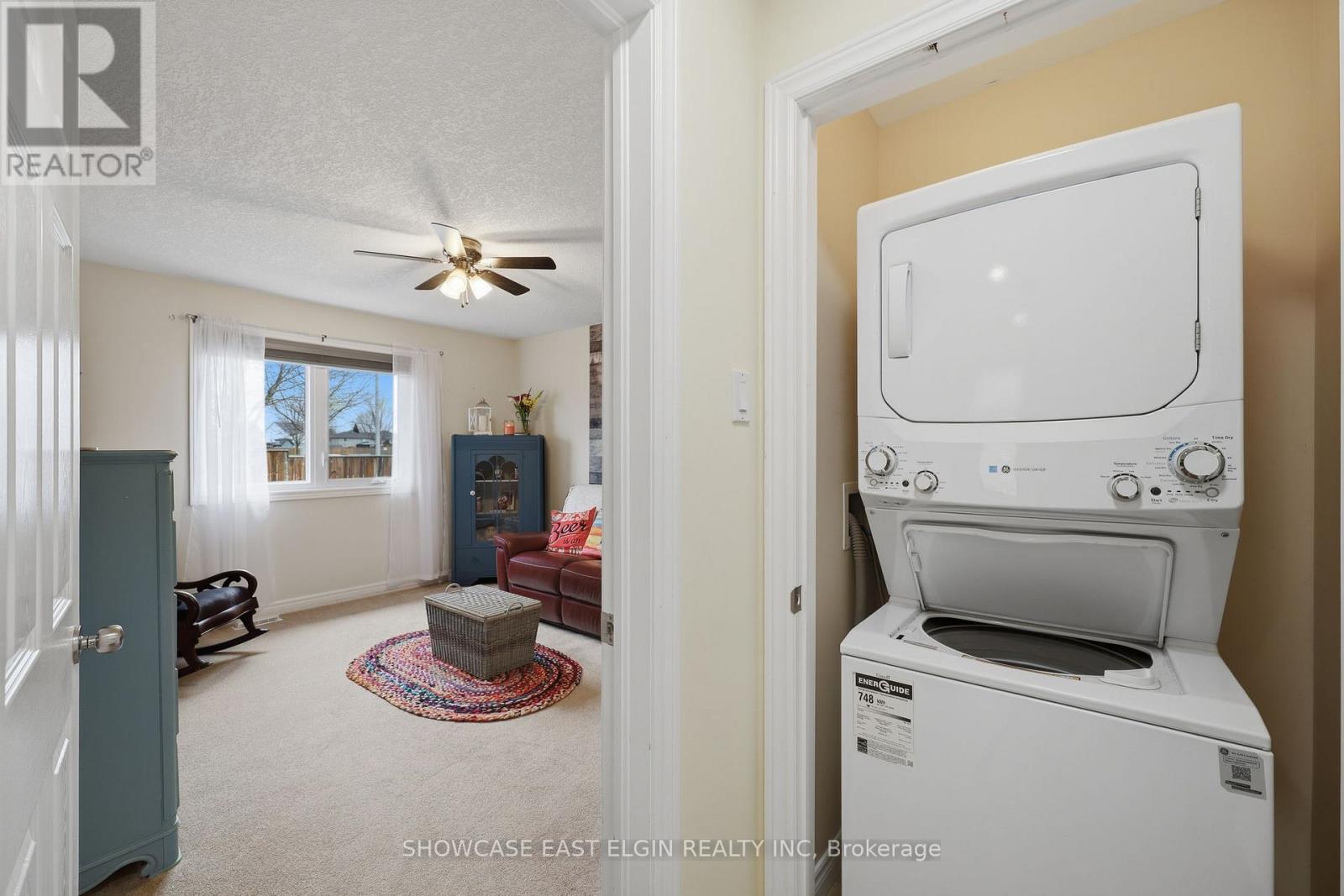 Main floor laundry. - 2 Harrington Crescent, St. Thomas, ON - Indoor Photo Showing Laundry Room