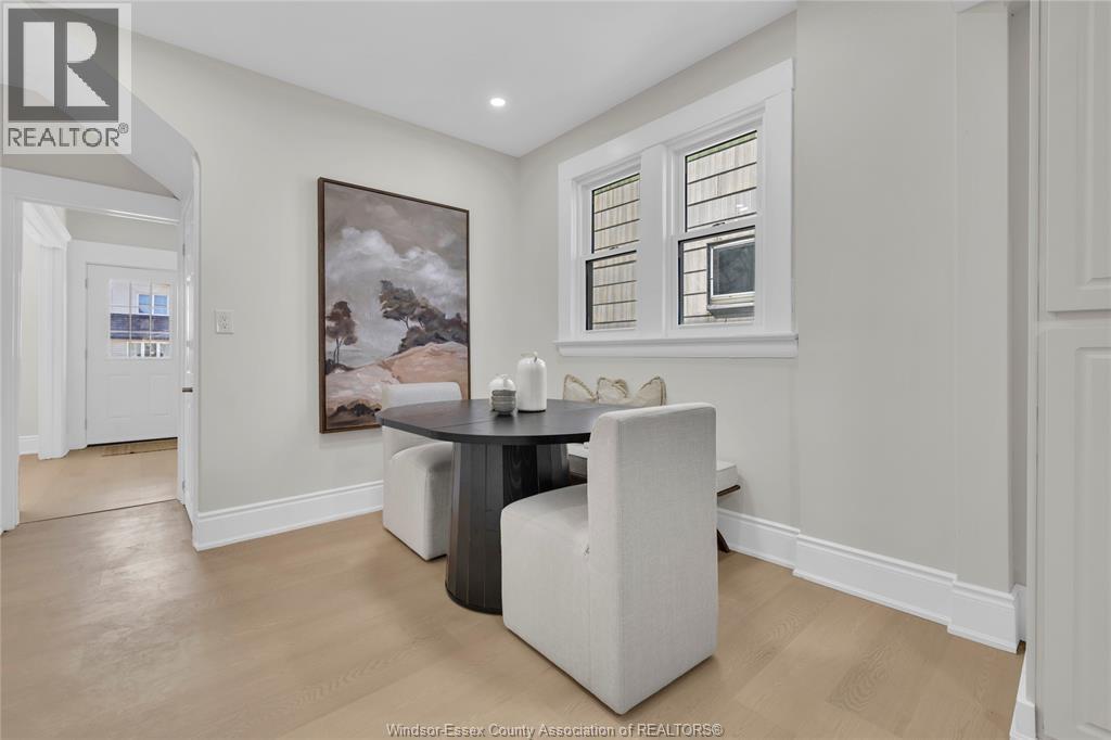 884 Moy, Windsor, ON - Indoor