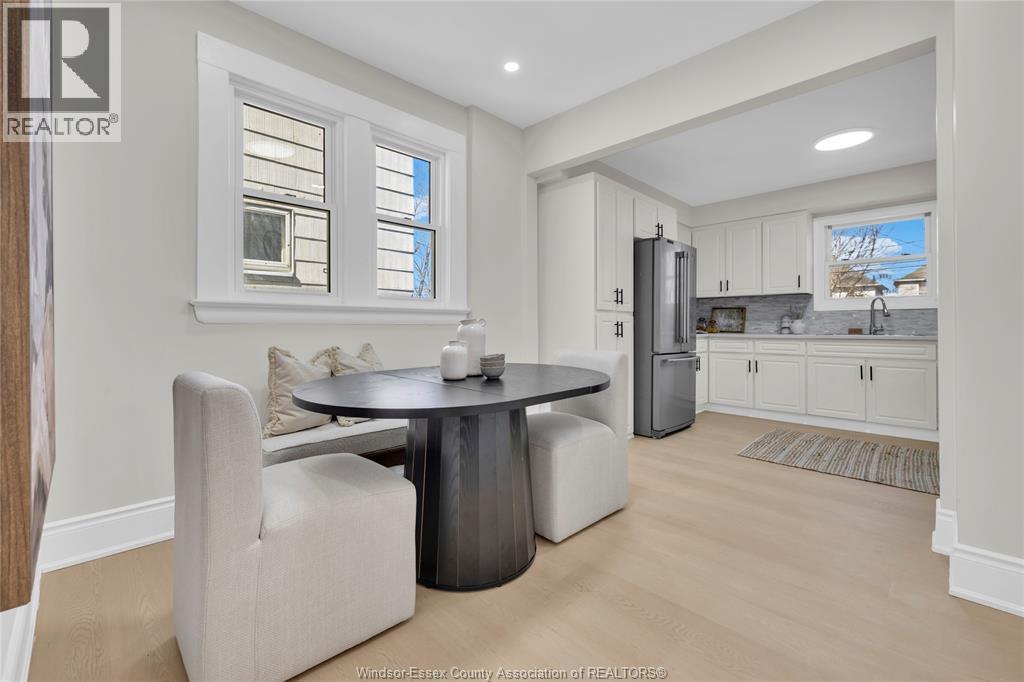 884 Moy, Windsor, ON - Indoor