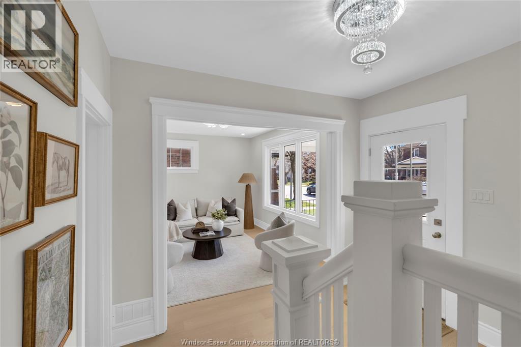 884 Moy, Windsor, ON - Indoor Photo Showing Other Room