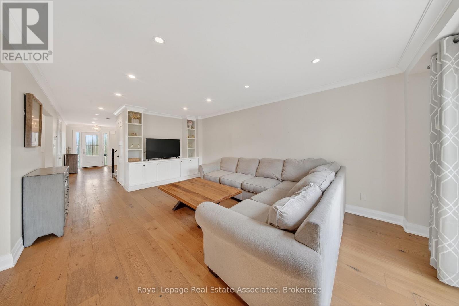 67 Beechnut Crescent, Clarington, ON - Indoor