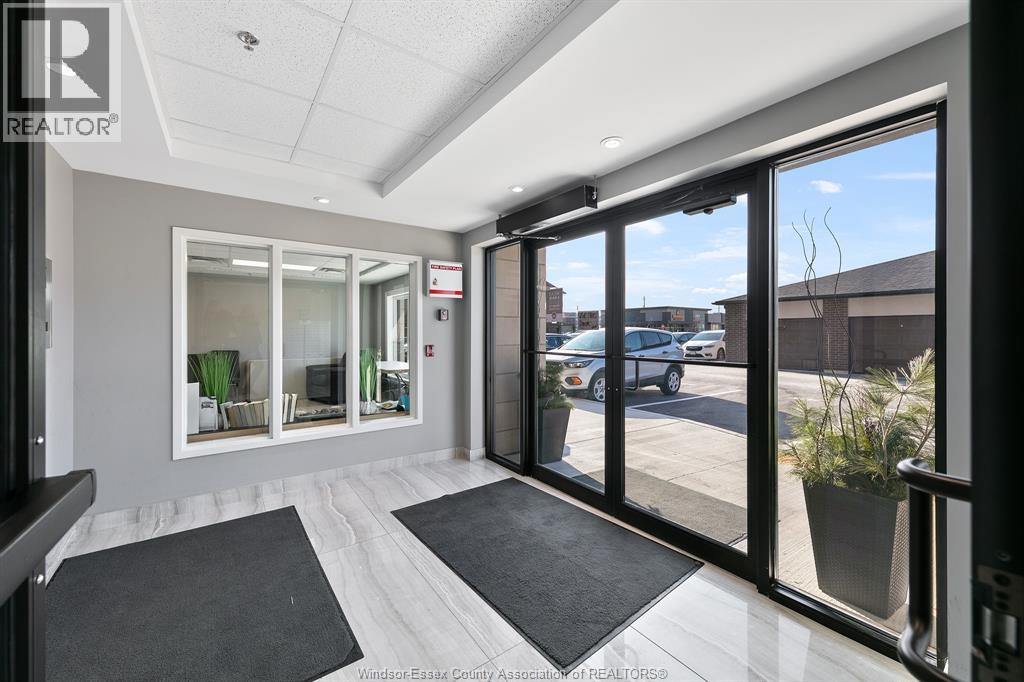 716 Brownstone Unit# 208, Tecumseh, ON - Photo Showing Other Room