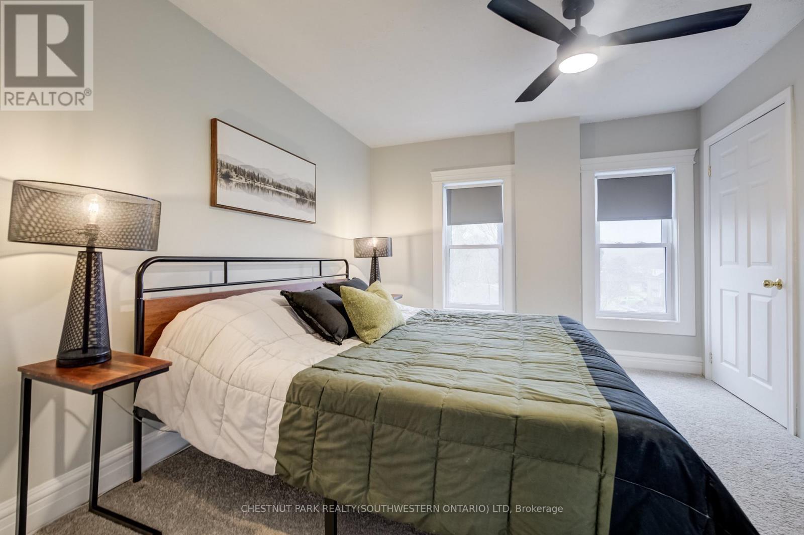 25 John Street, Cambridge, ON - Indoor Photo Showing Bedroom