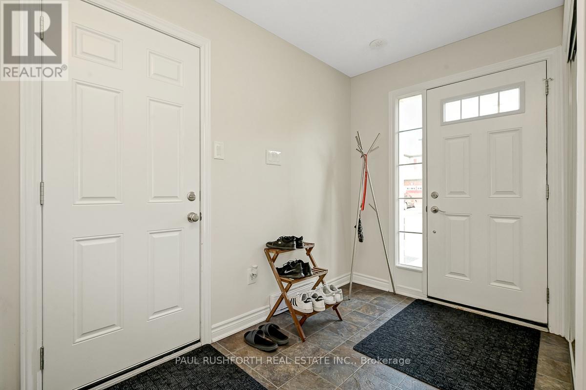Entry - 103 Eclipse Crescent, Ottawa, ON - Indoor Photo Showing Other Room