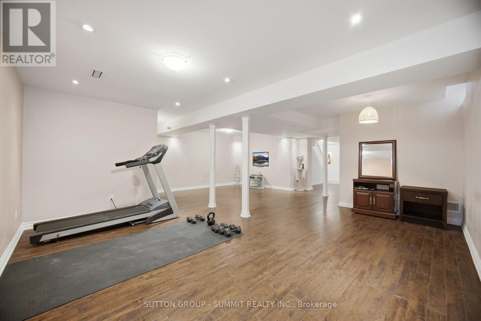5387 Flatford Road, Mississauga, ON - Indoor Photo Showing Gym Room