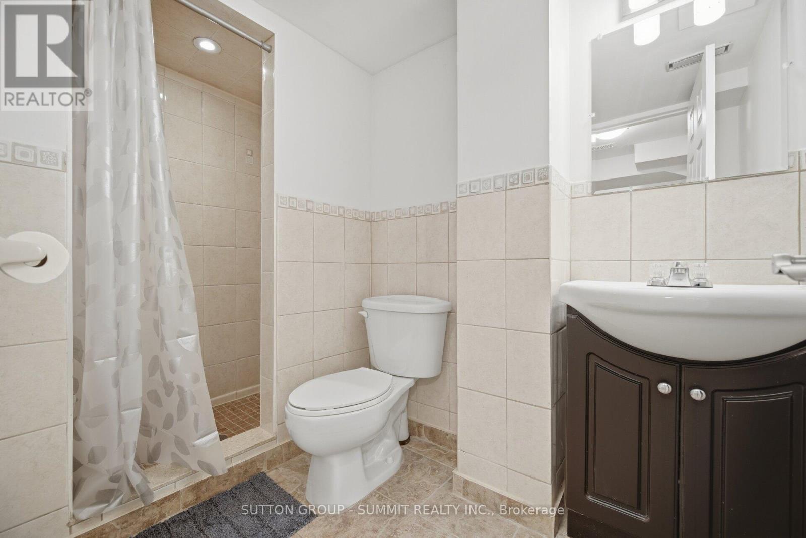 5387 Flatford Road, Mississauga, ON - Indoor Photo Showing Bathroom