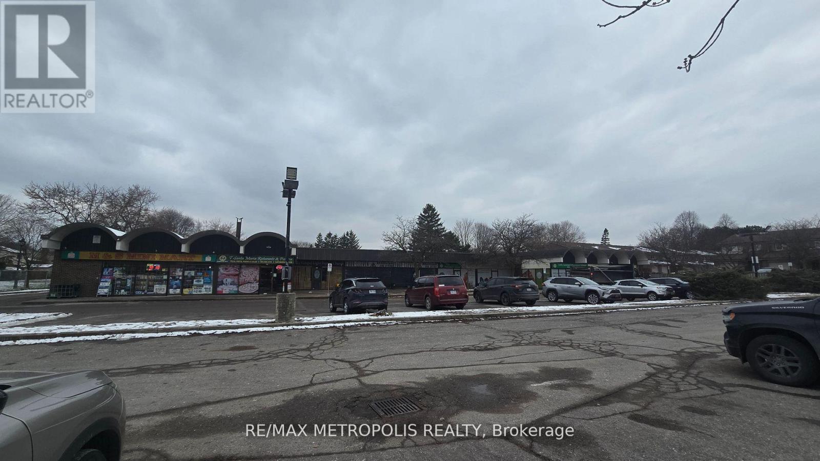 10 - 261 Michael Boulevard, Whitby, ON