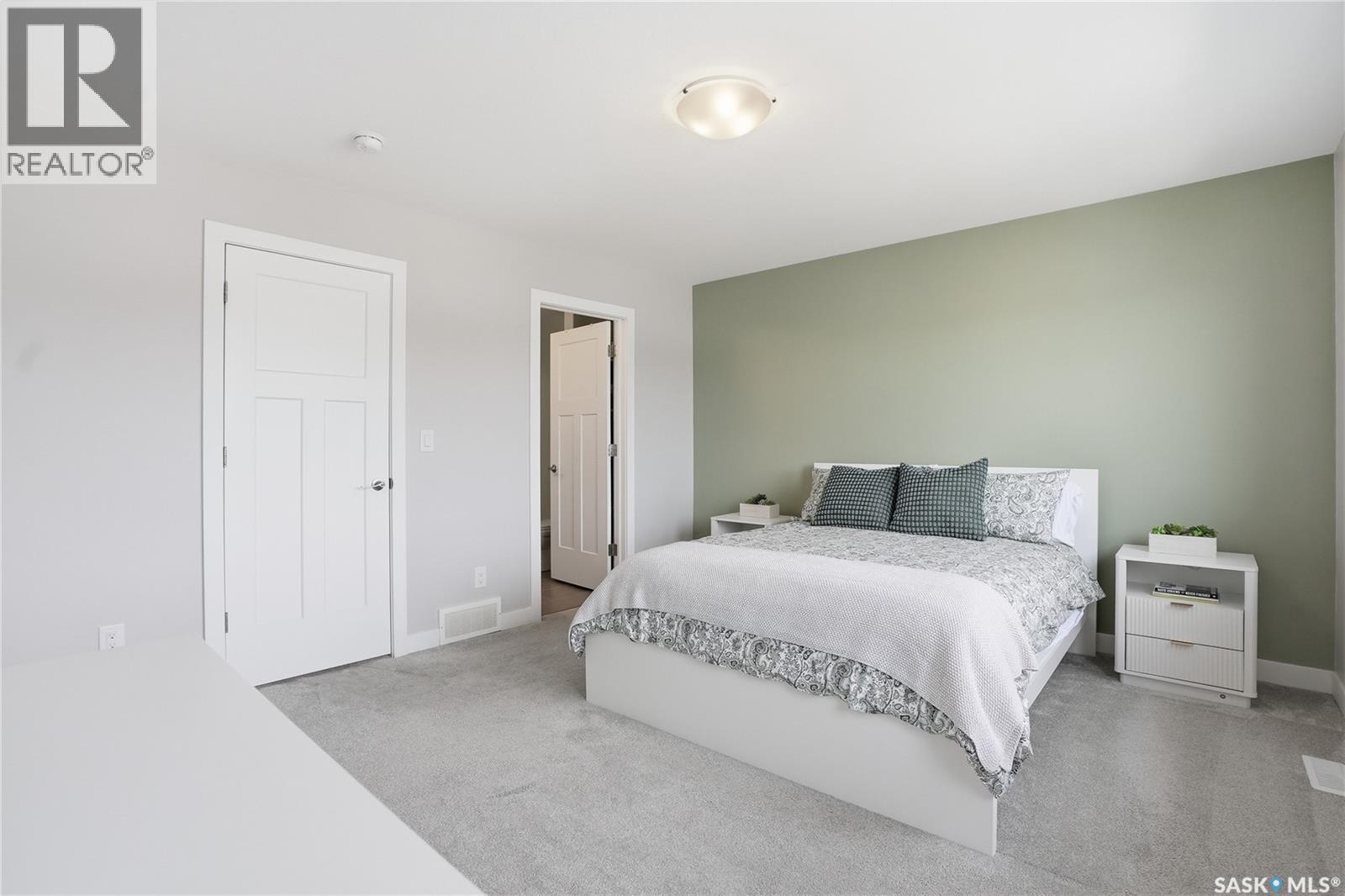 335 Secord Way, Saskatoon, SK - Indoor Photo Showing Bedroom