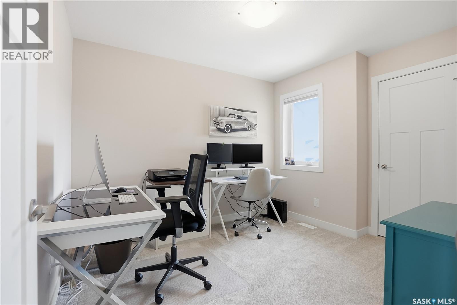 335 Secord Way, Saskatoon, SK - Indoor Photo Showing Office