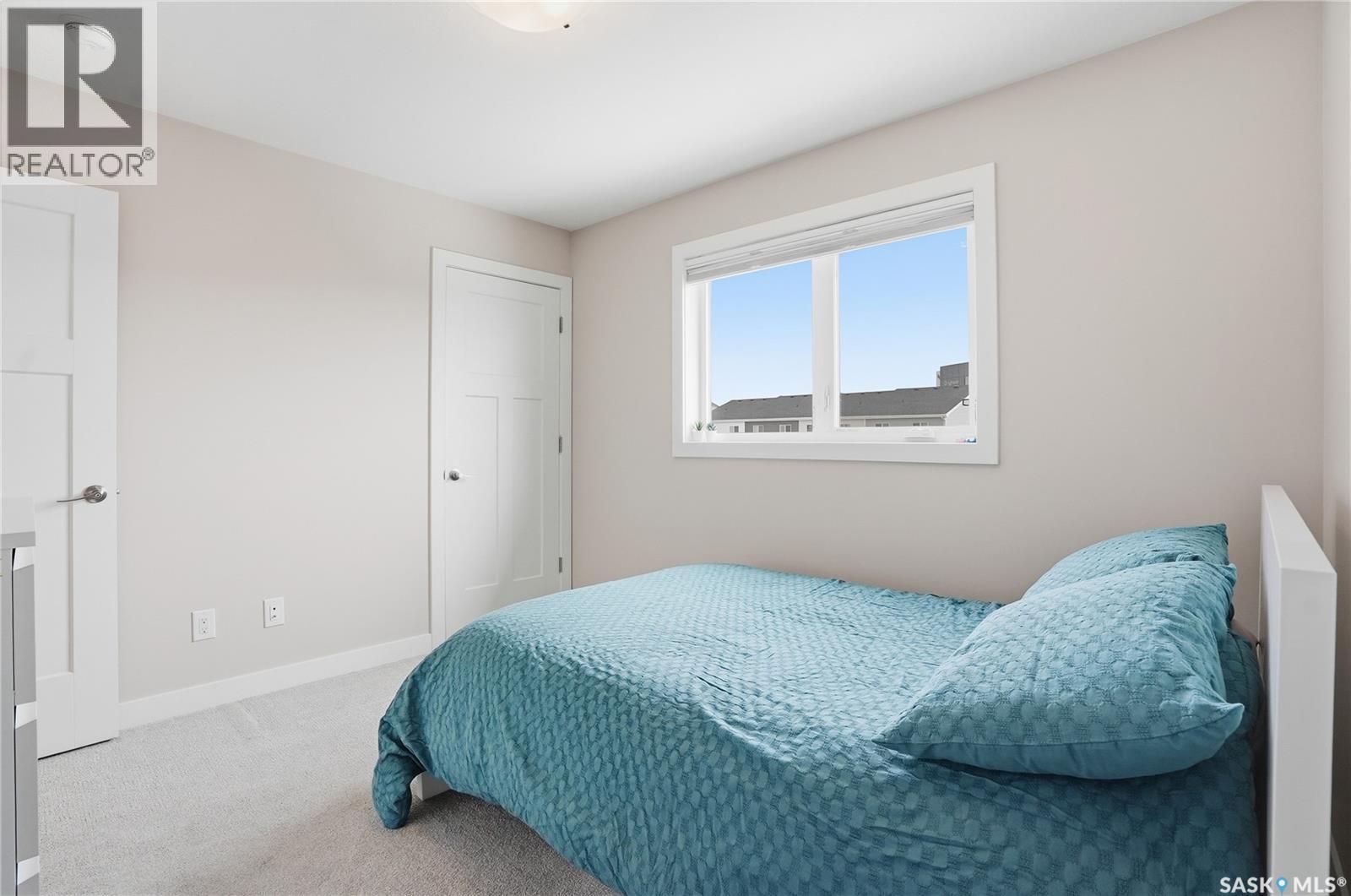 335 Secord Way, Saskatoon, SK - Indoor Photo Showing Bedroom