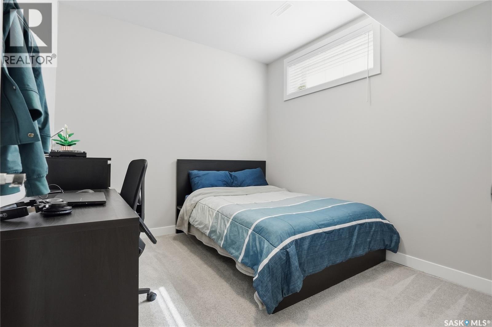 335 Secord Way, Saskatoon, SK - Indoor Photo Showing Bedroom