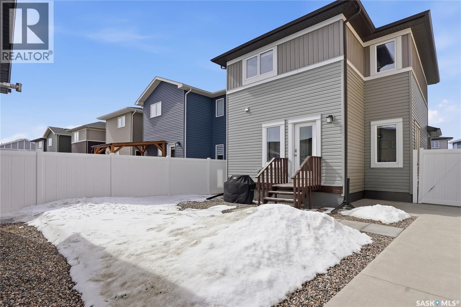 335 Secord Way, Saskatoon, SK - Outdoor