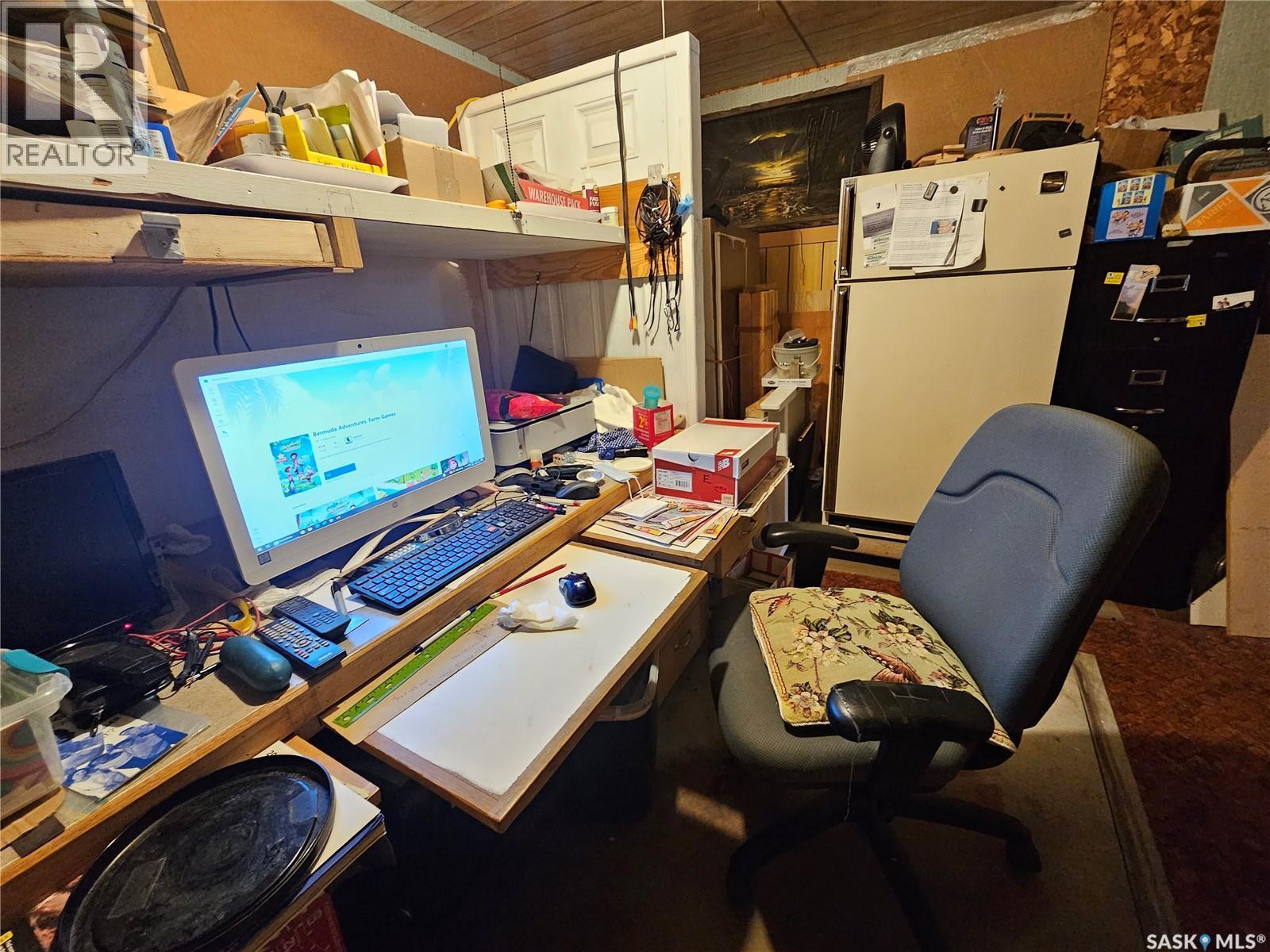 304 7Th Avenue Se, Swift Current, SK - Indoor