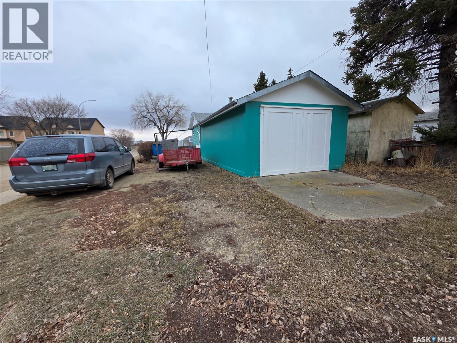 304 7Th Avenue Se, Swift Current, SK - Outdoor