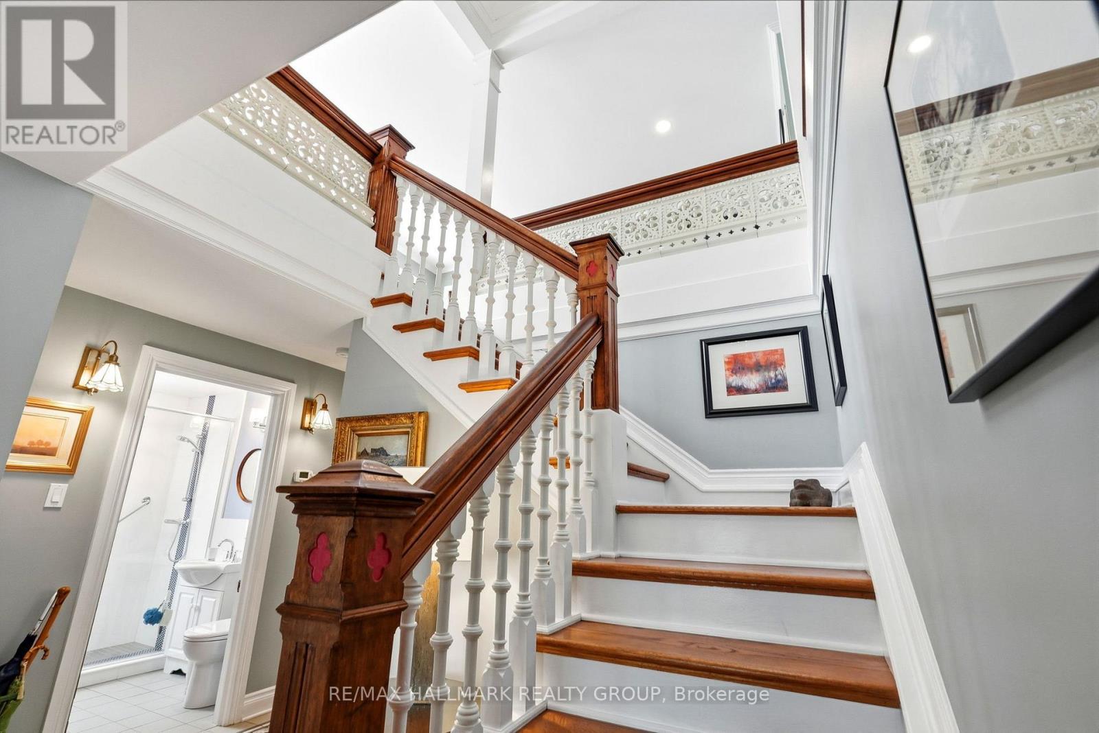 53 Scrivens Street, Ottawa, ON - Indoor Photo Showing Other Room