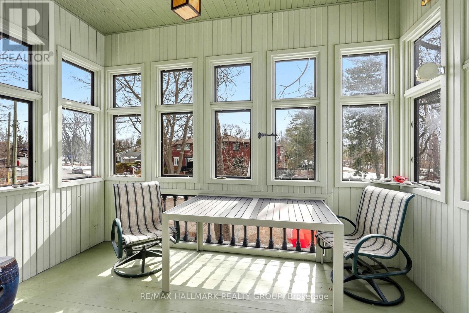 53 Scrivens Street, Ottawa, ON - Indoor Photo Showing Other Room