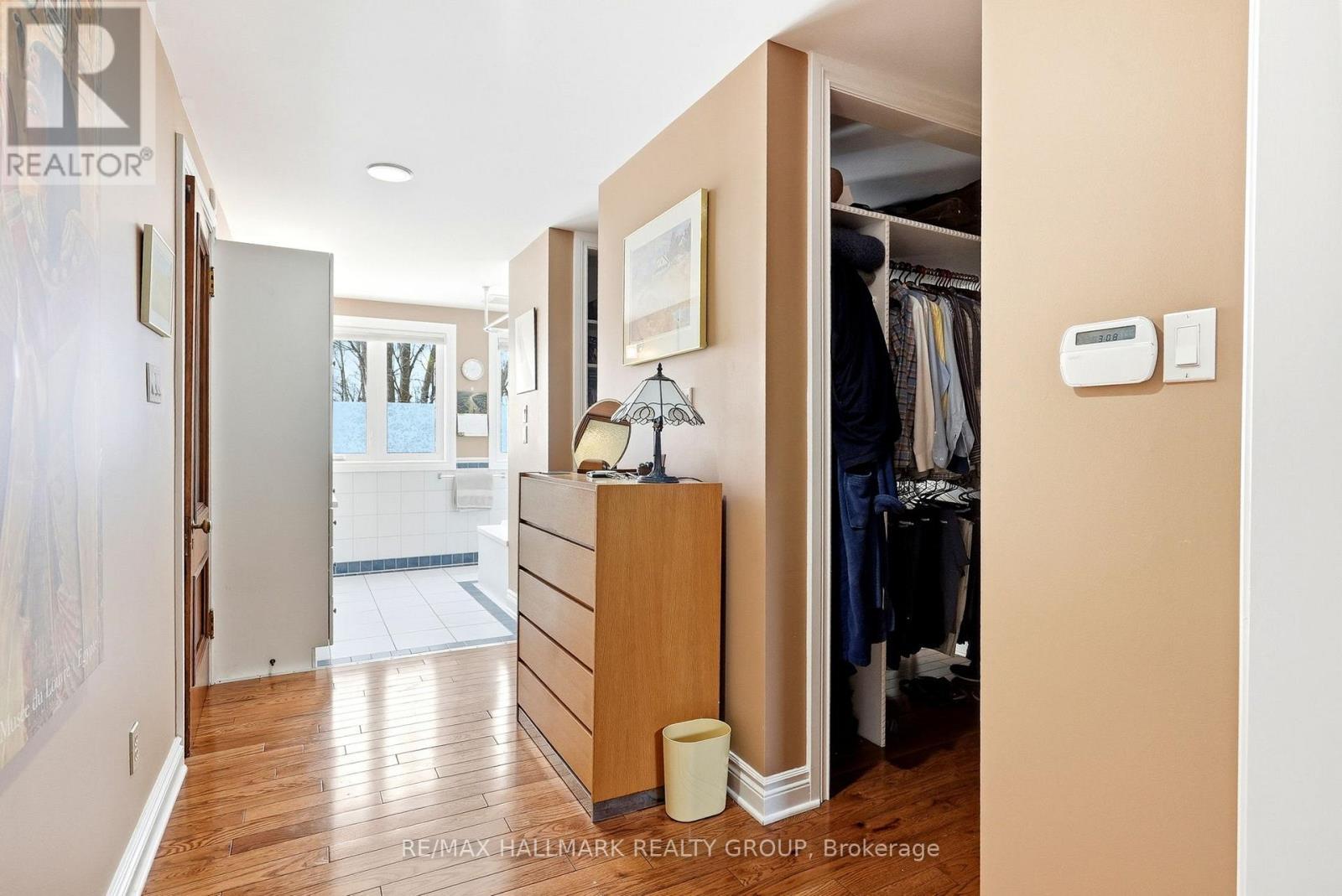 53 Scrivens Street, Ottawa, ON - Indoor