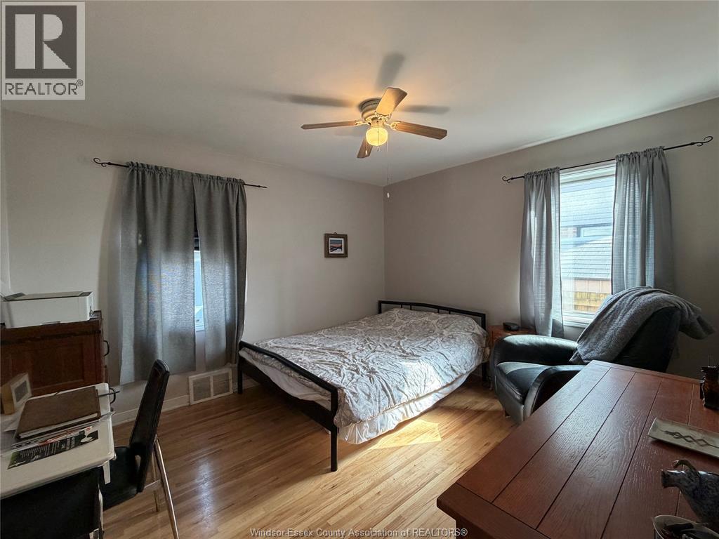 858 Laporte, Windsor, ON - Indoor Photo Showing Bedroom