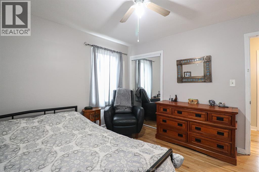 858 Laporte, Windsor, ON - Indoor Photo Showing Bedroom