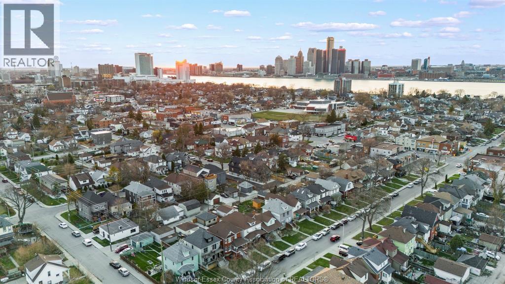 702 Pierre, Windsor, ON - Outdoor With View