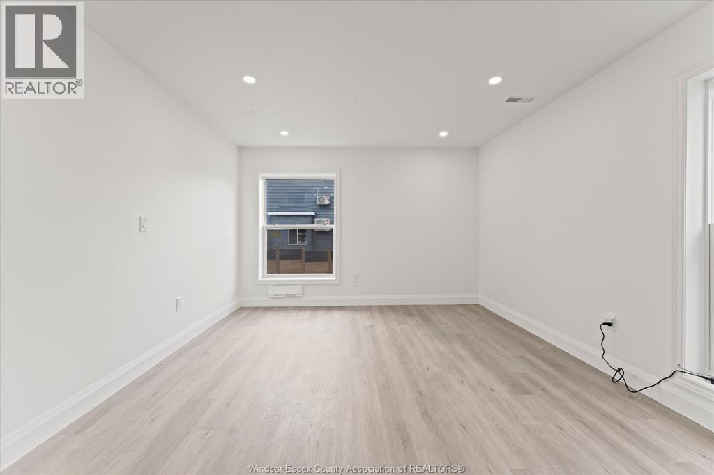 702 Pierre, Windsor, ON - Indoor Photo Showing Other Room