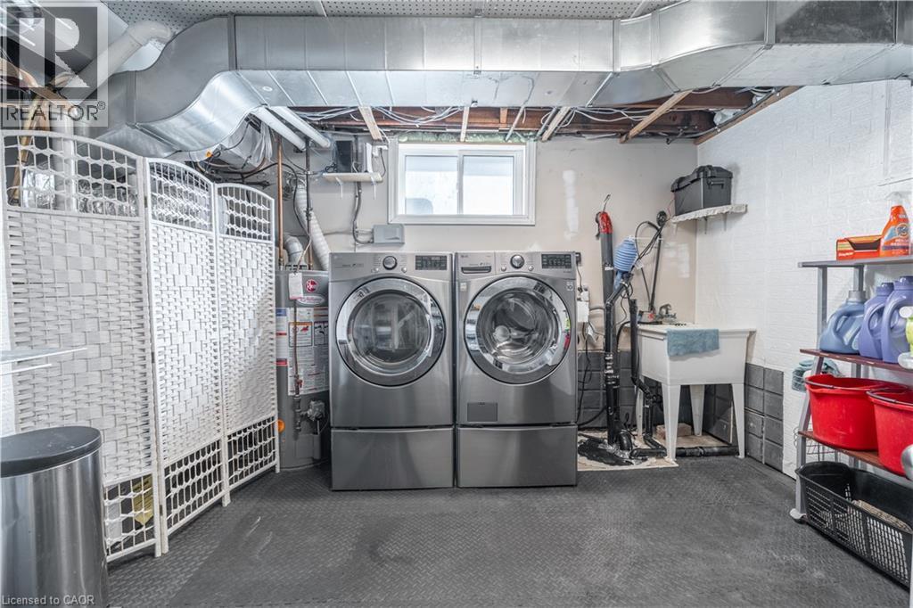 53 Third Road E, Hamilton, ON - Indoor Photo Showing Laundry Room