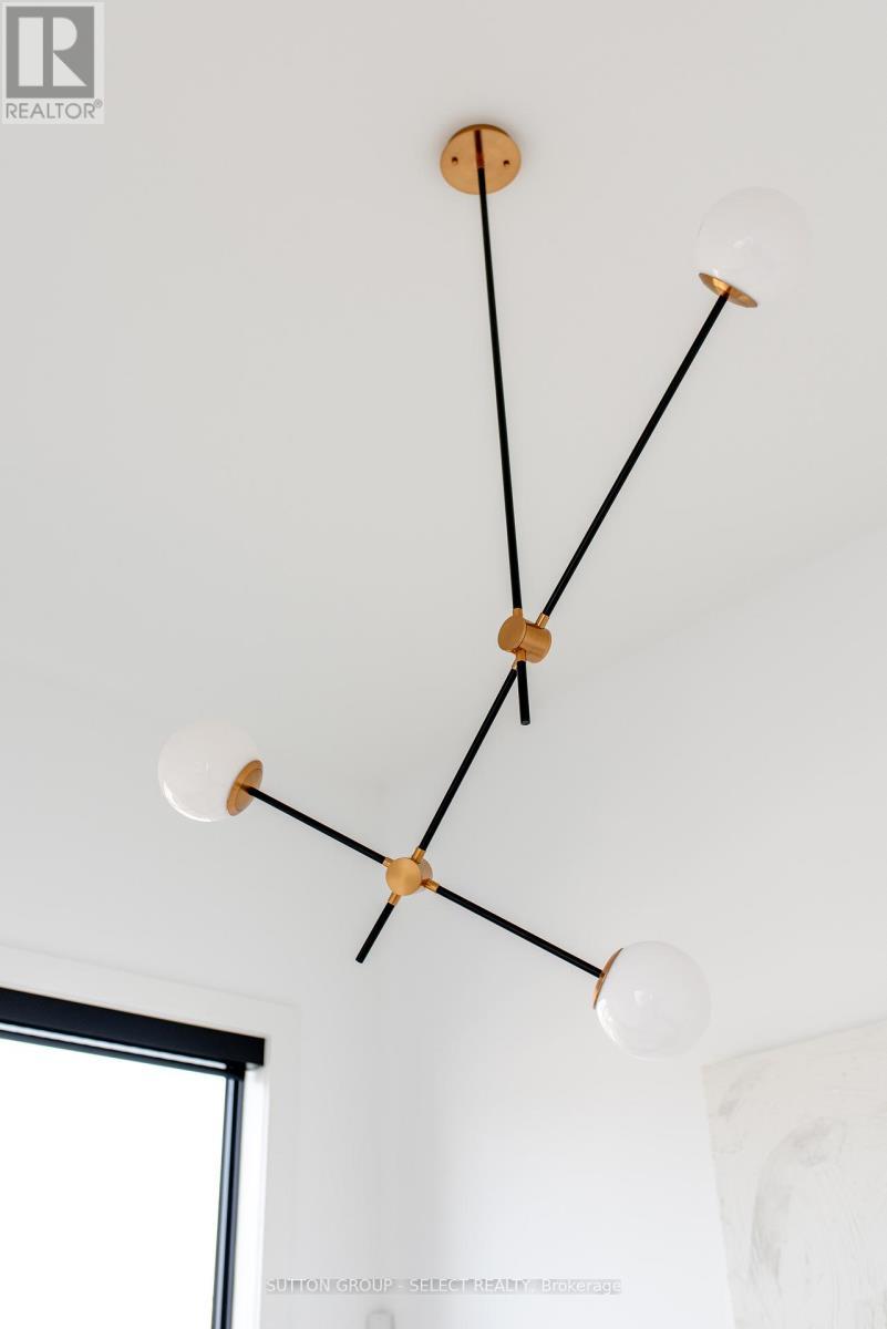 102 Silver Maple Circle, Thames Centre, ON - Other