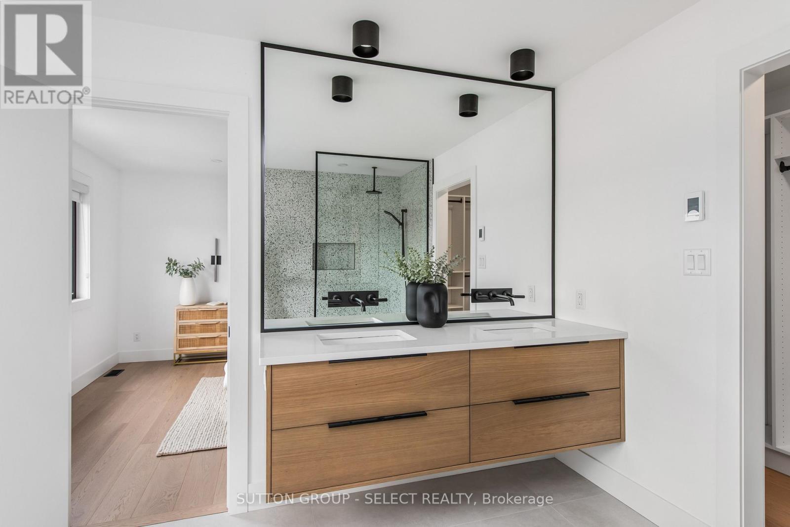 4368 Green Bend Road, London South (South V), ON - Indoor