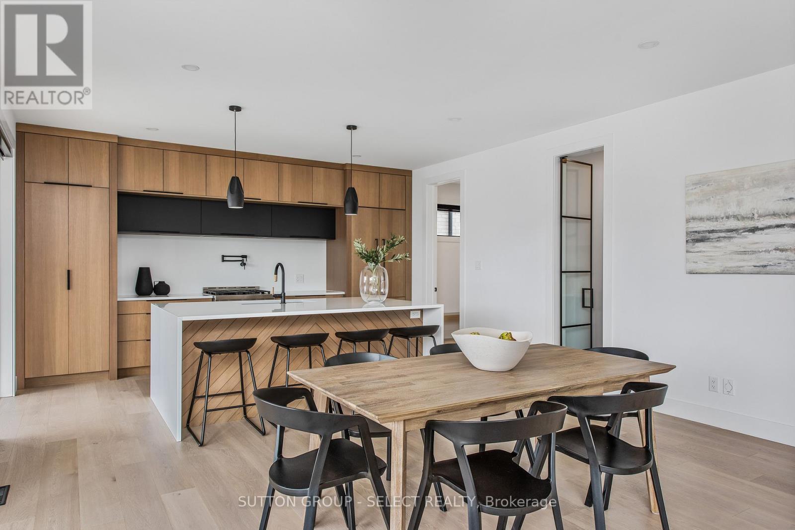 4368 Green Bend Road, London South (South V), ON - Indoor Photo Showing Dining Room