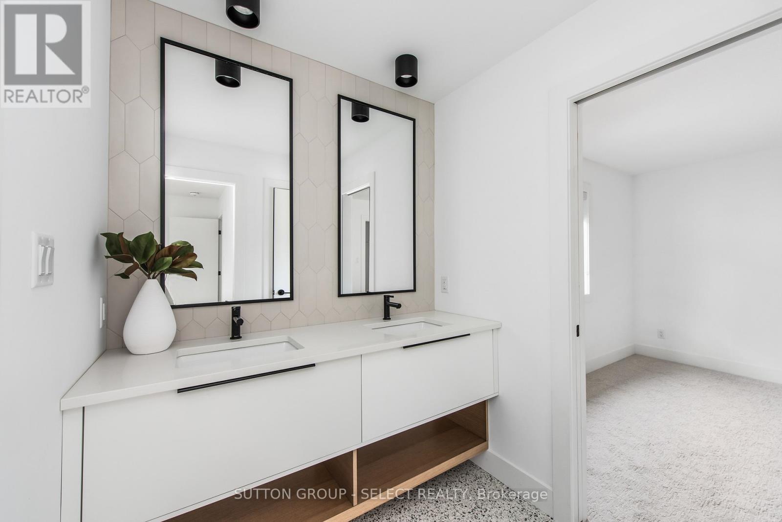 4368 Green Bend Road, London South (South V), ON - Indoor