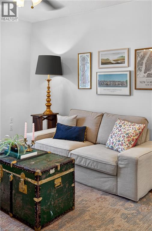 View of living room - 216 Robert Street, Hamilton, ON - Indoor Photo Showing Living Room
