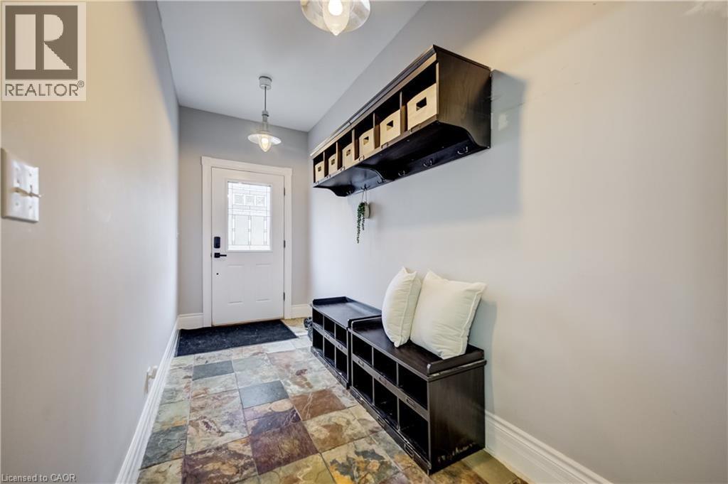 25 John Street, Cambridge, ON - Indoor Photo Showing Other Room