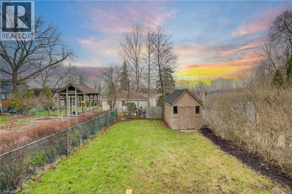 25 John Street, Cambridge, ON - Outdoor