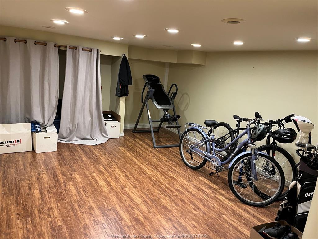 5-8410 Little River, Windsor, ON - Indoor